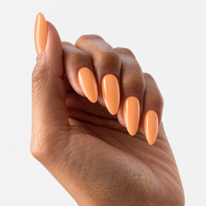Poppy : sur les ongles