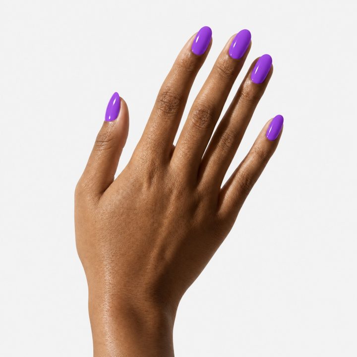 Iris : sur les ongles