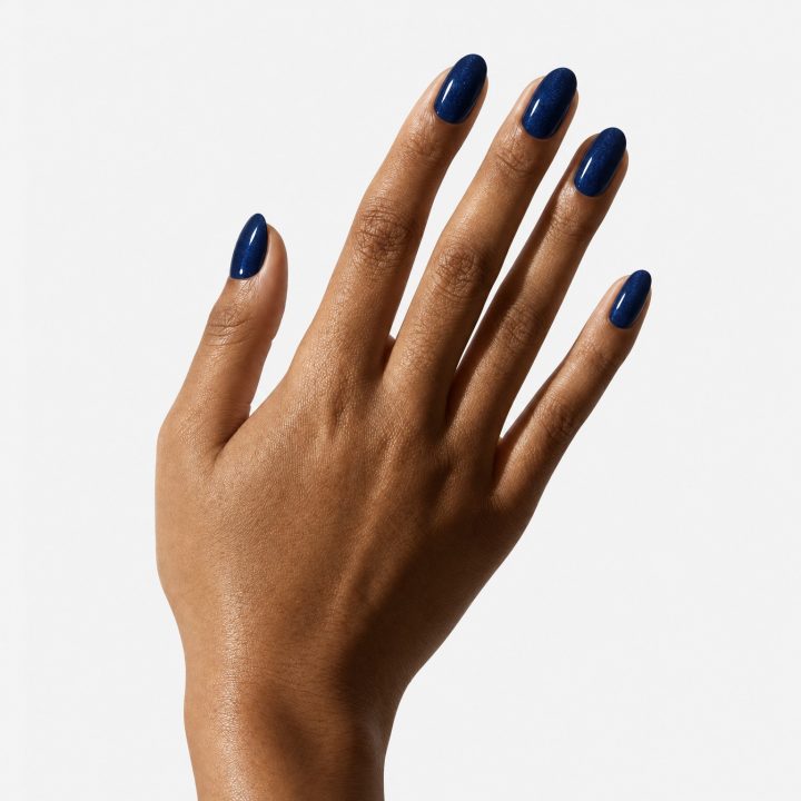 Electric : sur les ongles