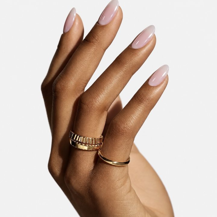 Builder Gel Repair 2.0 : sur les ongles