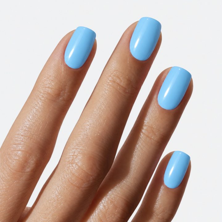 Bluebell : sur les ongles