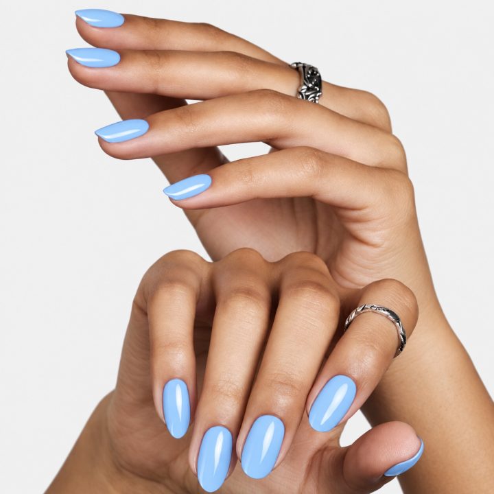 Little Blue : sur les ongles
