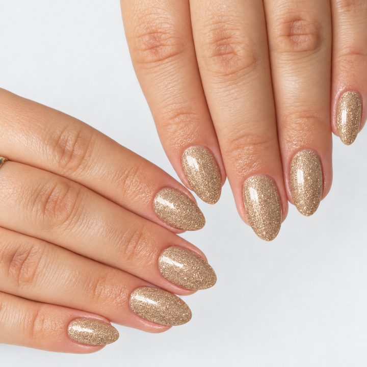 Star Dust : sur les ongles