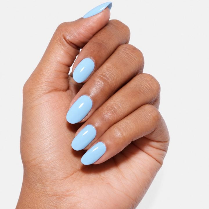 Pastel Blue : sur les ongles