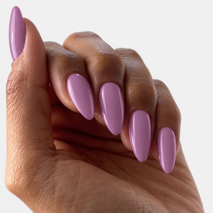 Lavender Blush : sur les ongles