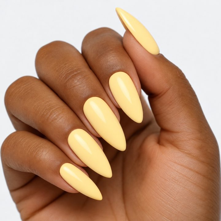 Limoncello : sur les ongles