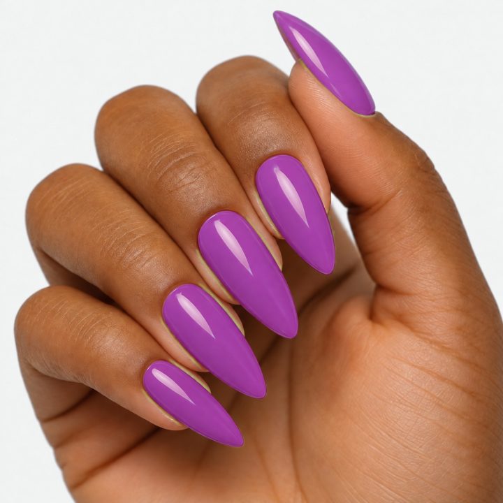 Wear Bikini : sur les ongles