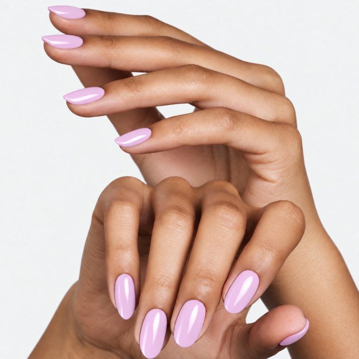 Wedding Lily : sur les ongles