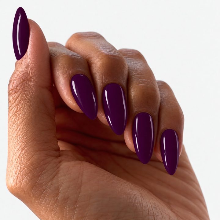 Moony Whispers : sur les ongles