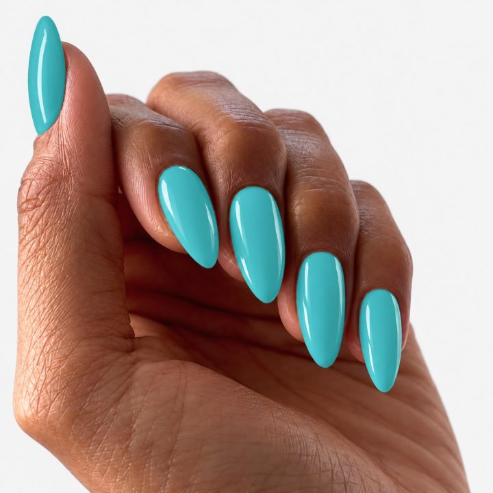 I’m Enough : sur les ongles