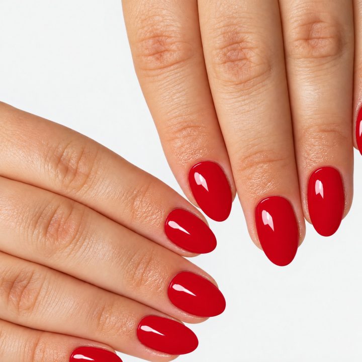 Sexy Red : sur les ongles