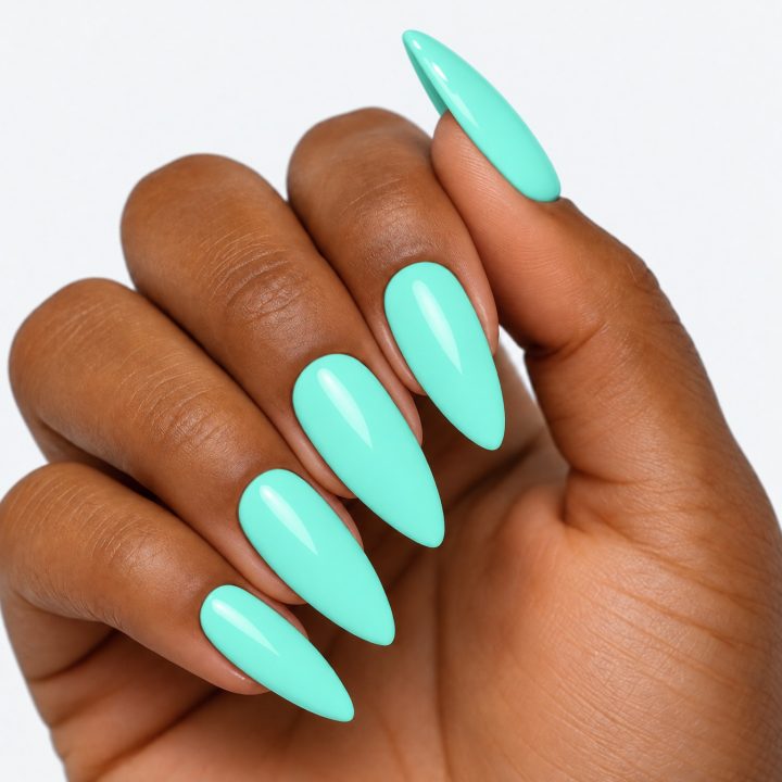 Summer Mint : sur les ongles
