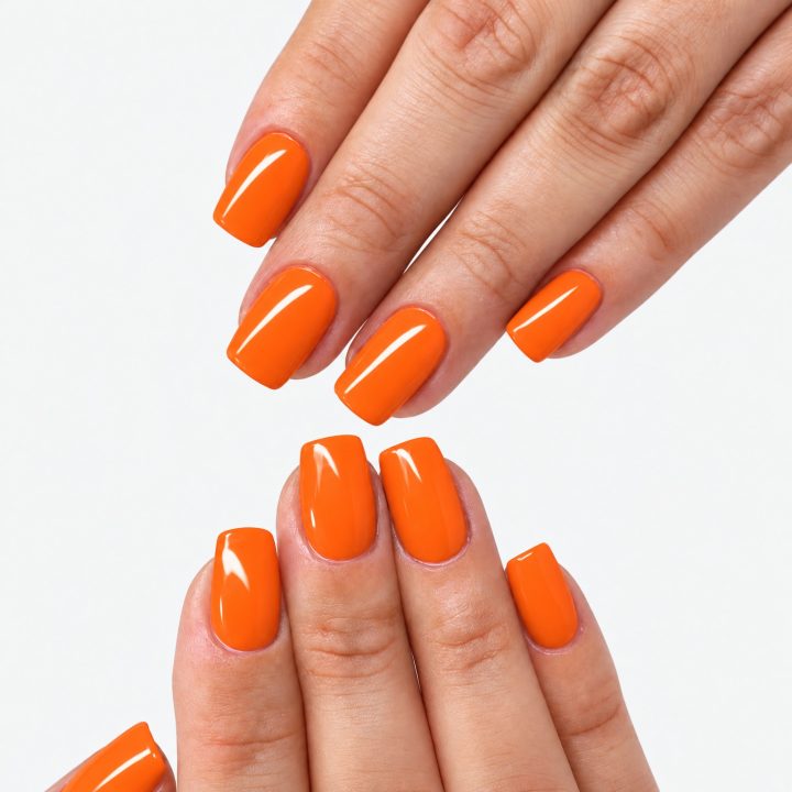 Bon Voyage : sur les ongles