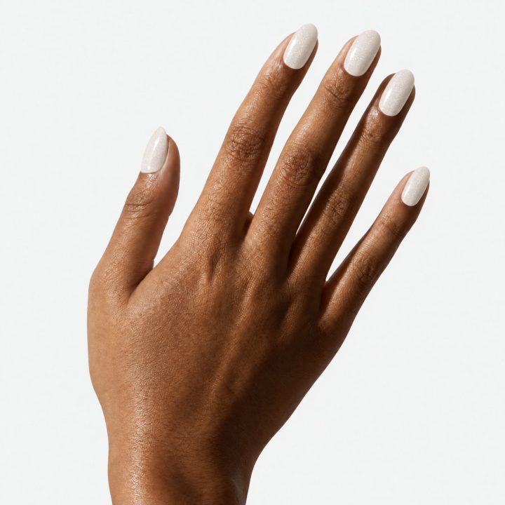 Festival Dress : sur les ongles